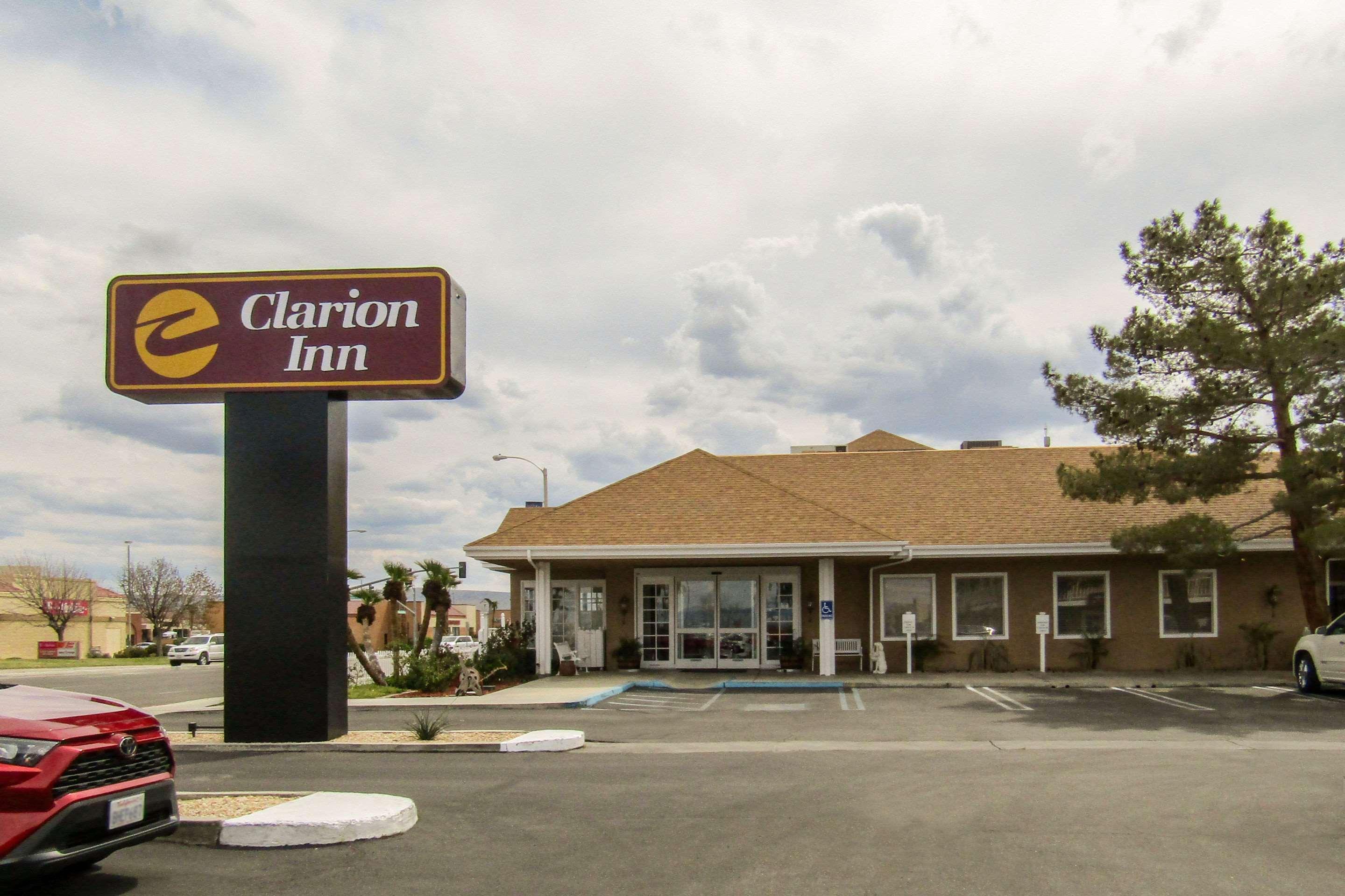 Clarion Inn Ridgecrest Buitenkant foto